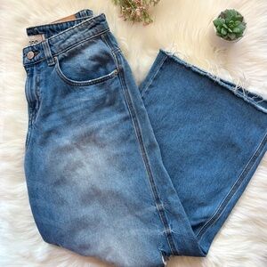 Urban Outfitters BDG Relaxed Baggy Ripped Jeans